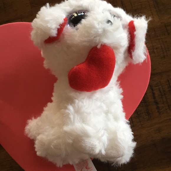 Valentines bundle with Hearts Necklace ❤️♥️❤️♥️ - Picture 11 of 16